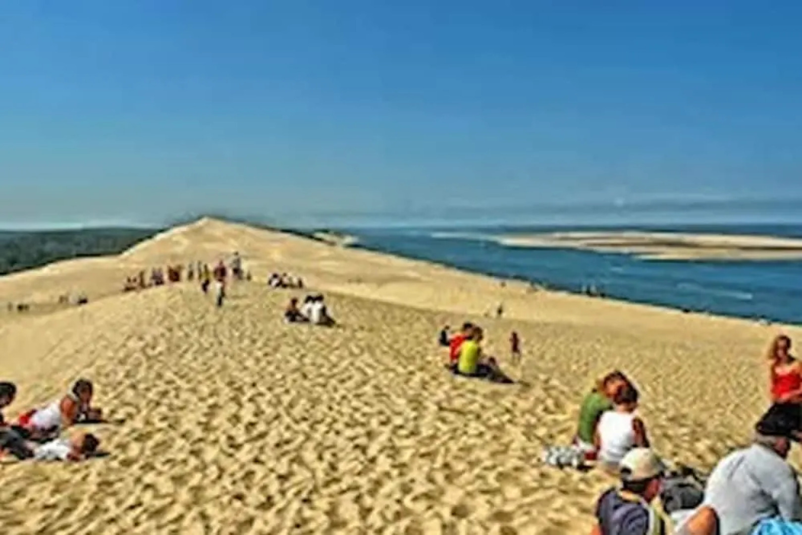 Apartment With one Bedroom in Andernos-les-bains, With Enclosed Garden - 2 km From the Beach