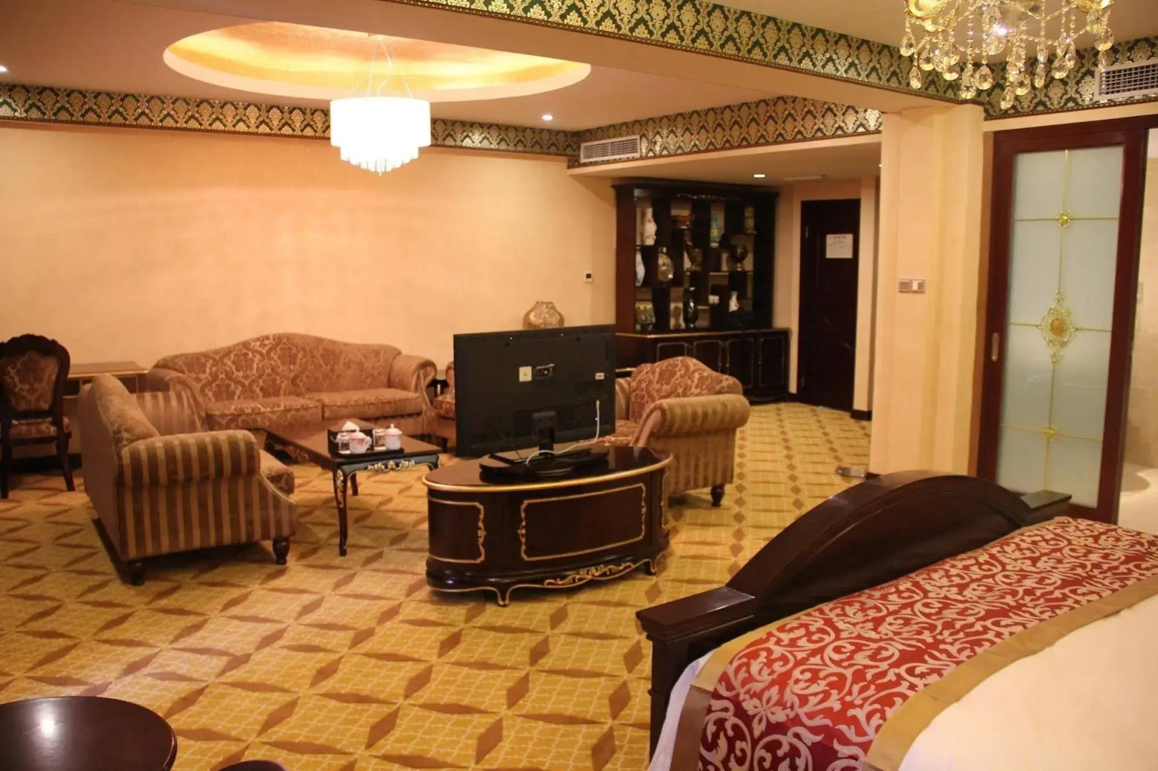 Tibet Taicheng Hotel