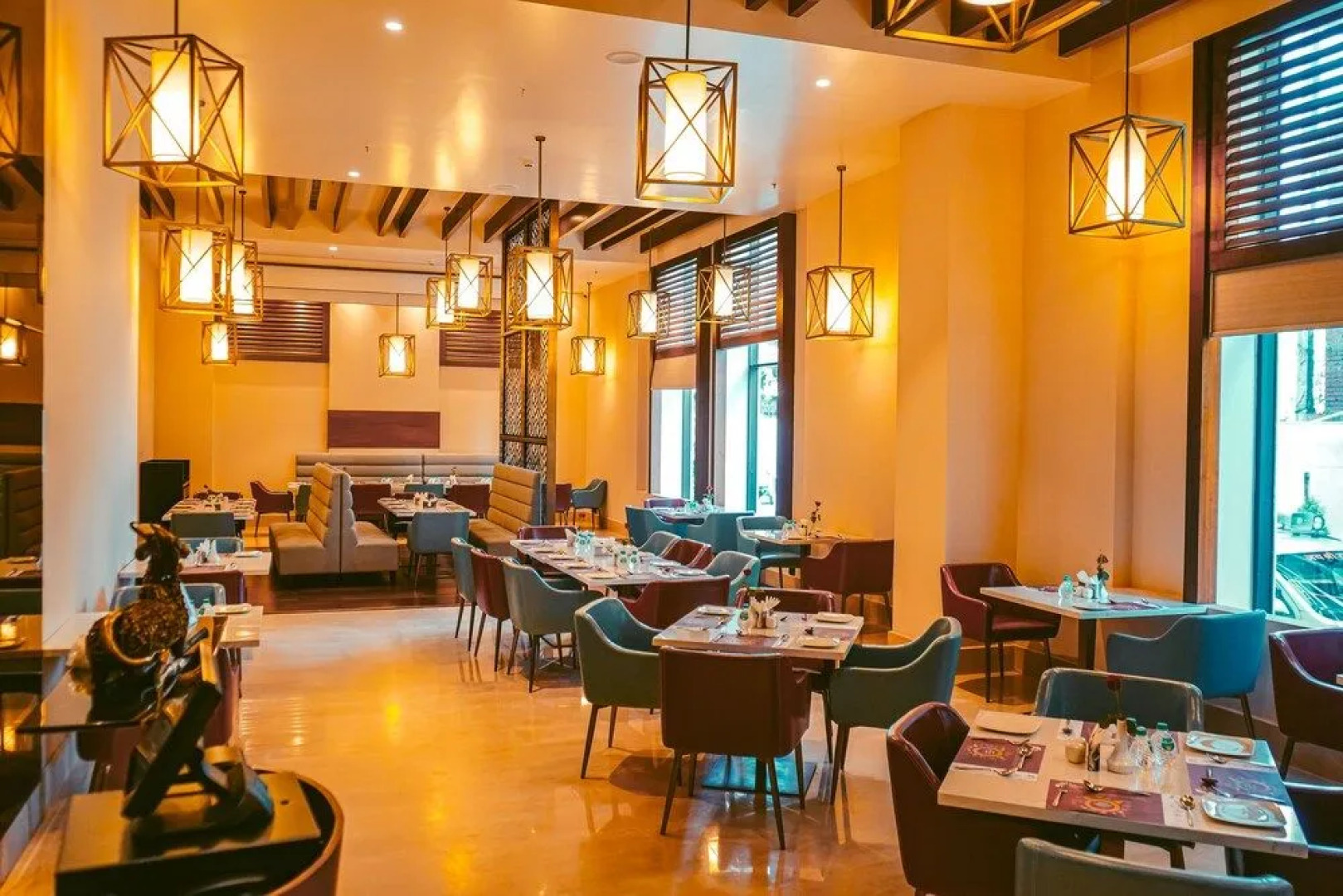 Hotel Avinash International