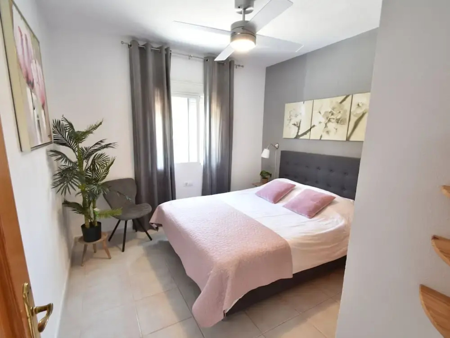 Fantastic Villa in Oliva, Great View of the Mountains & Private Swimming Pool