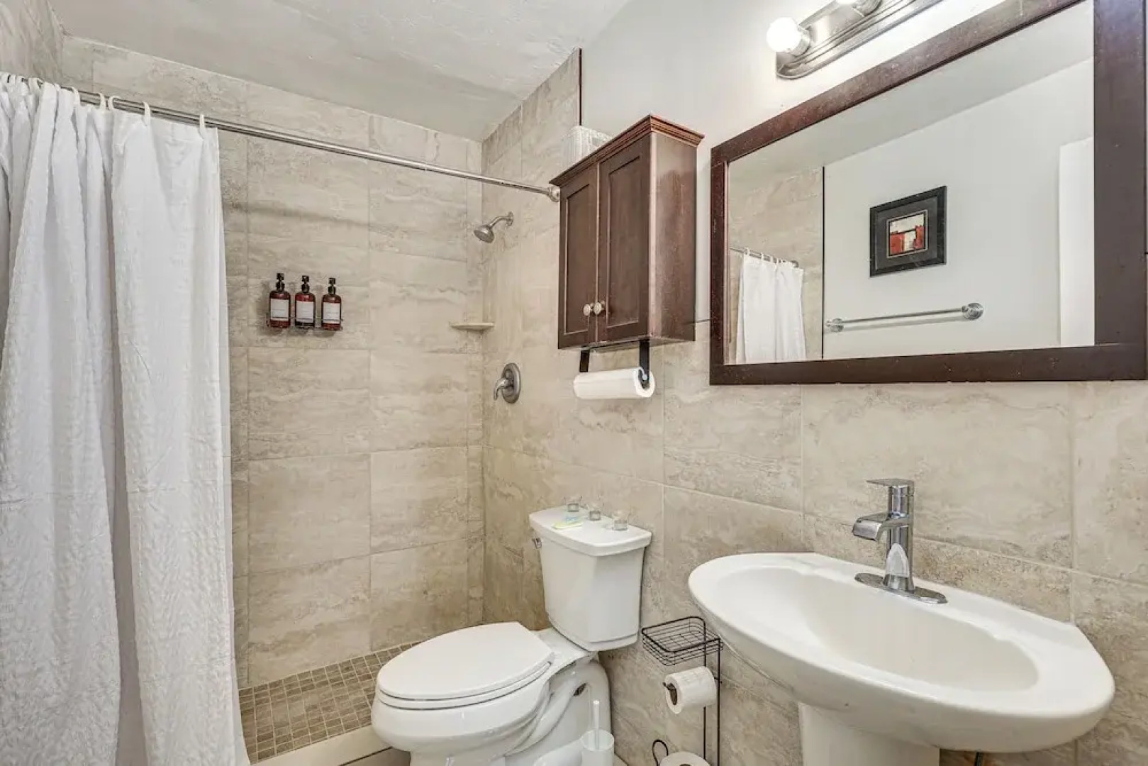 Hot Tub Haven: 4 Mi to Hard Rock Stadium!