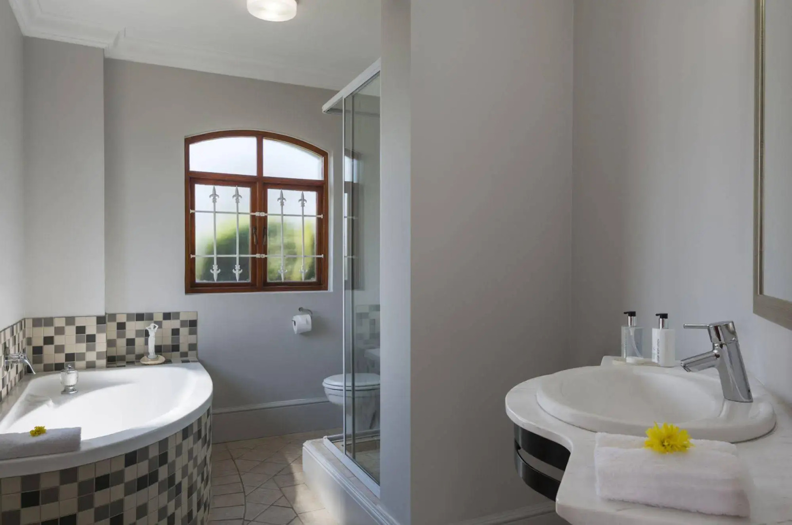 Villa Tuscana By Mantis