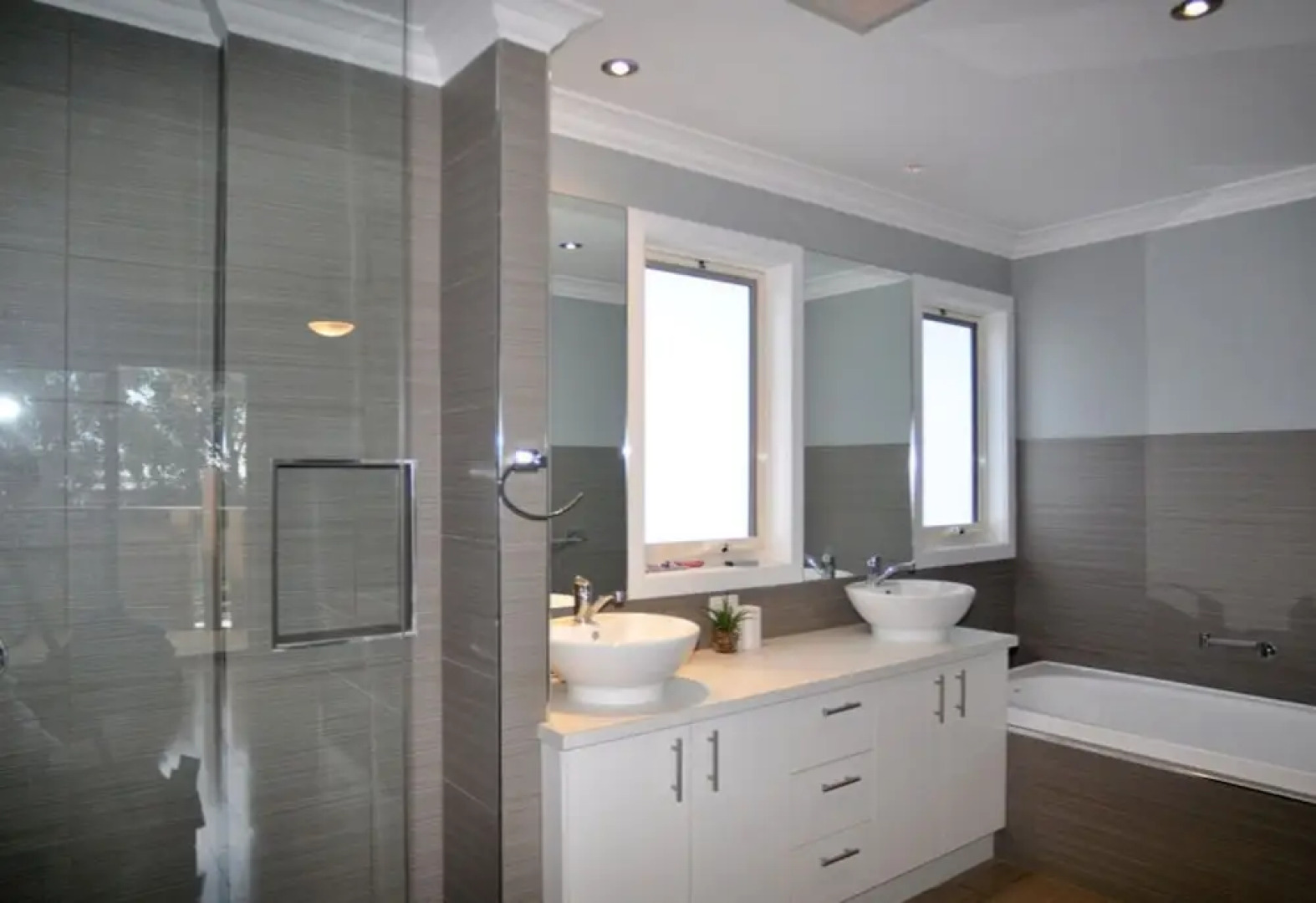 Melandy - Free Wifi - Surf Side