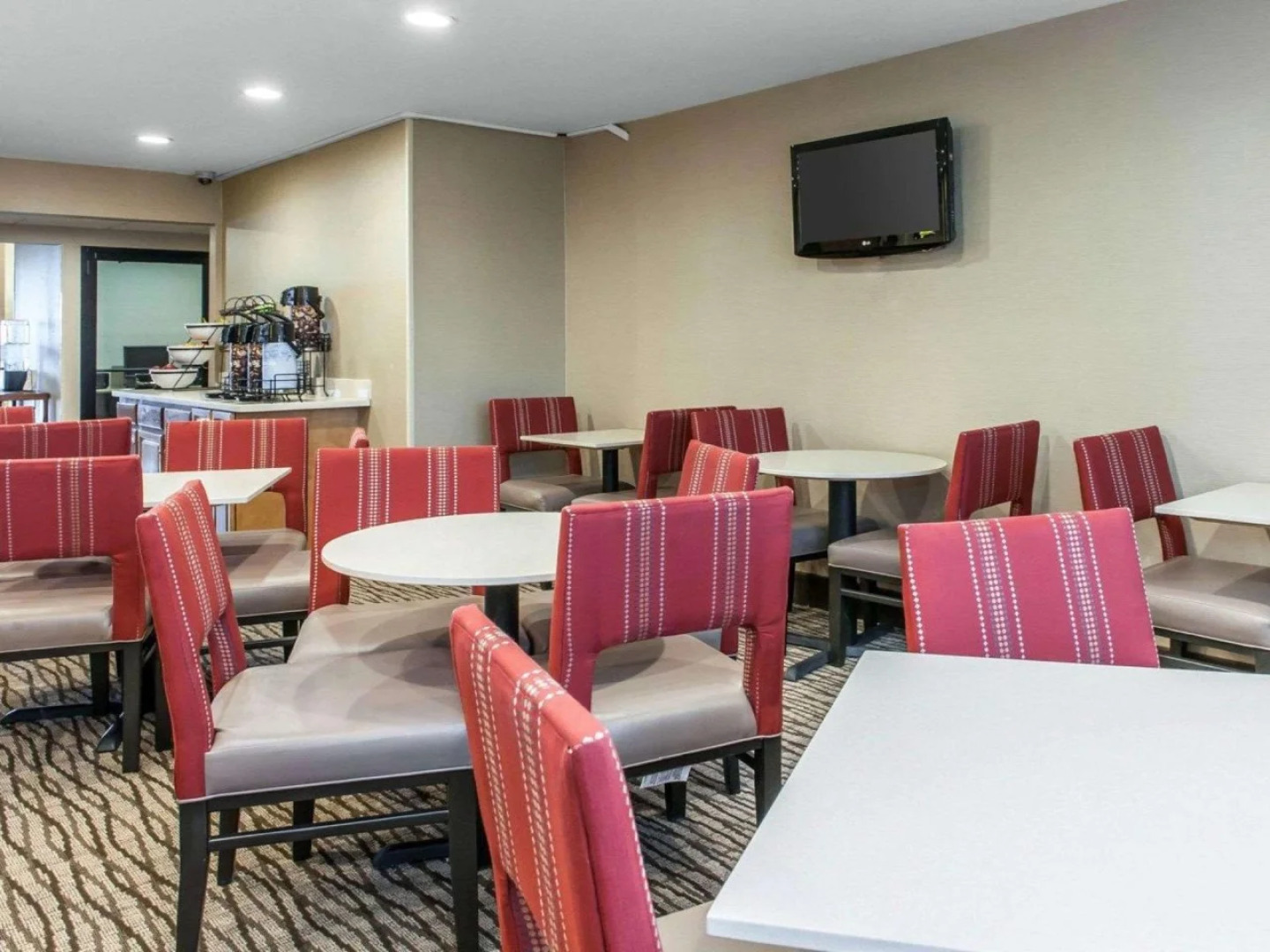 Comfort Inn & Suites Napoleon