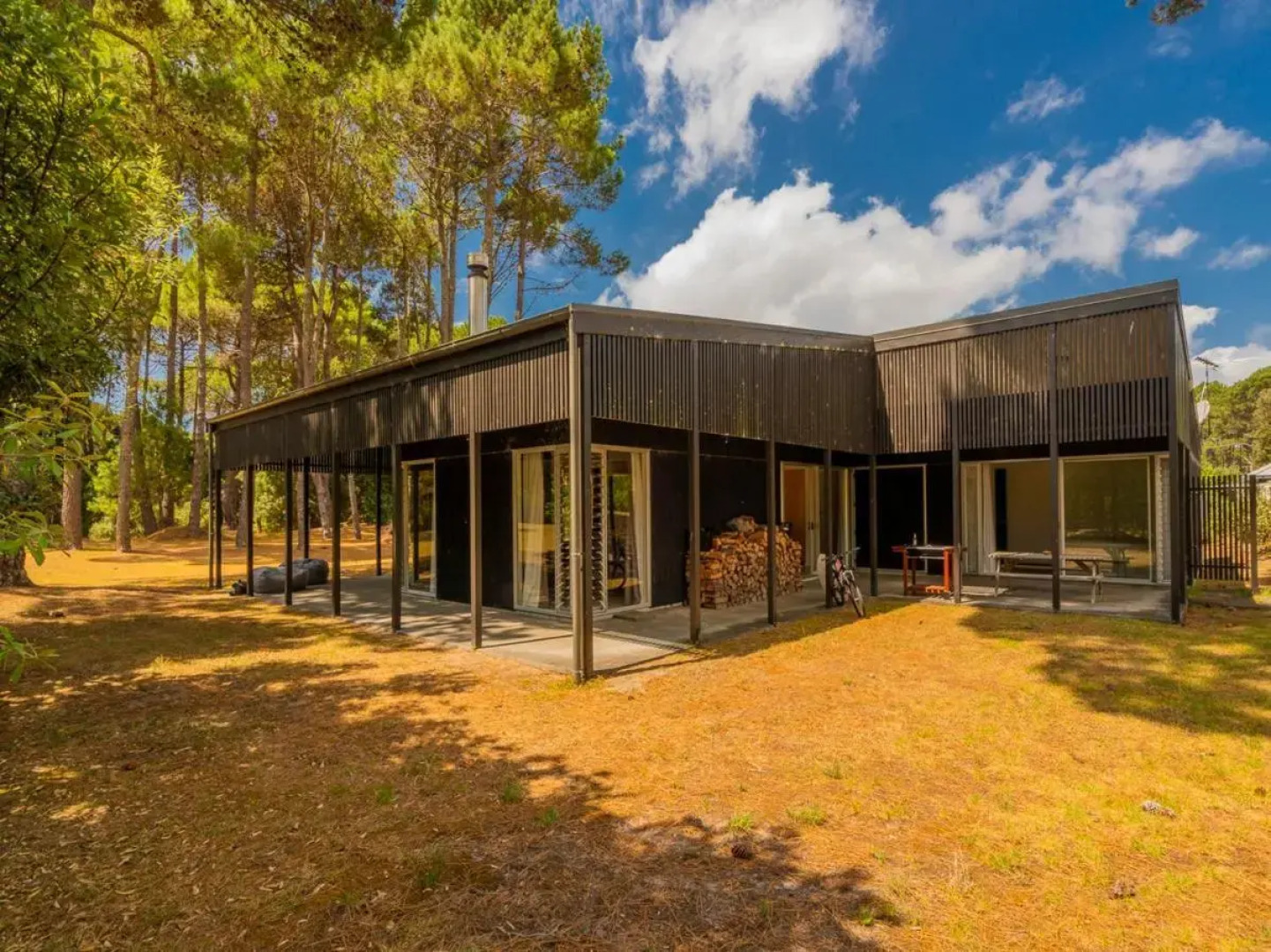 The Golden Hideaway - Matarangi Holiday Home