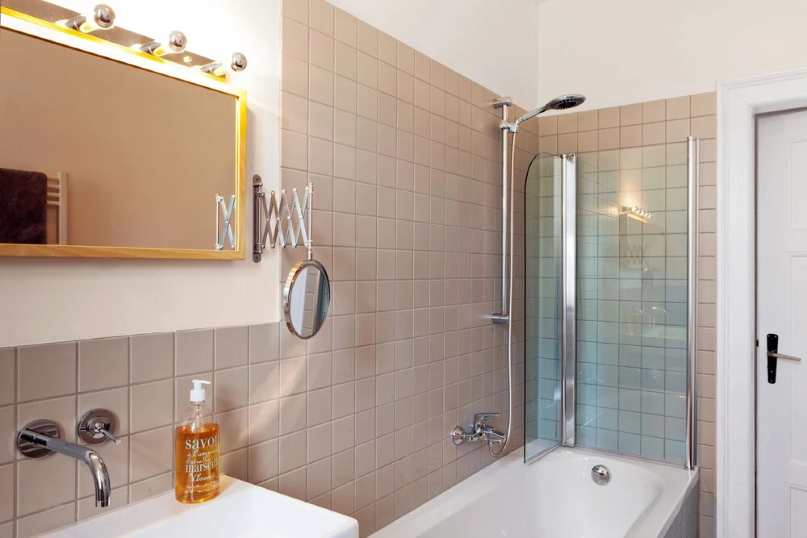 Design Apartment "Hier war Goethe nie"