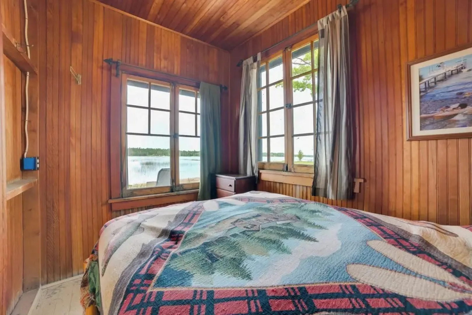 Sandy Beach & Sunset Views: Cedarville Cabin!