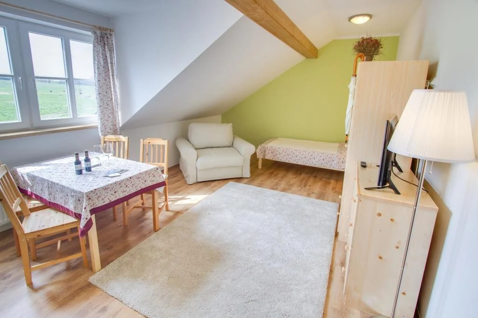 Pivnice ve Dvorci - Jítrava