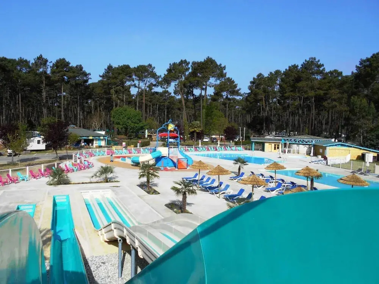 Property With 2 Bedrooms in Saint-julien-en-born, With Shared Pool, Furnished Garden and Wifi - 3 km From the Beach