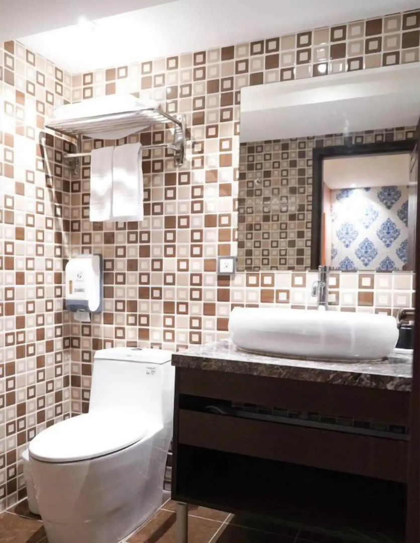 Talmud Hotel Yizhong