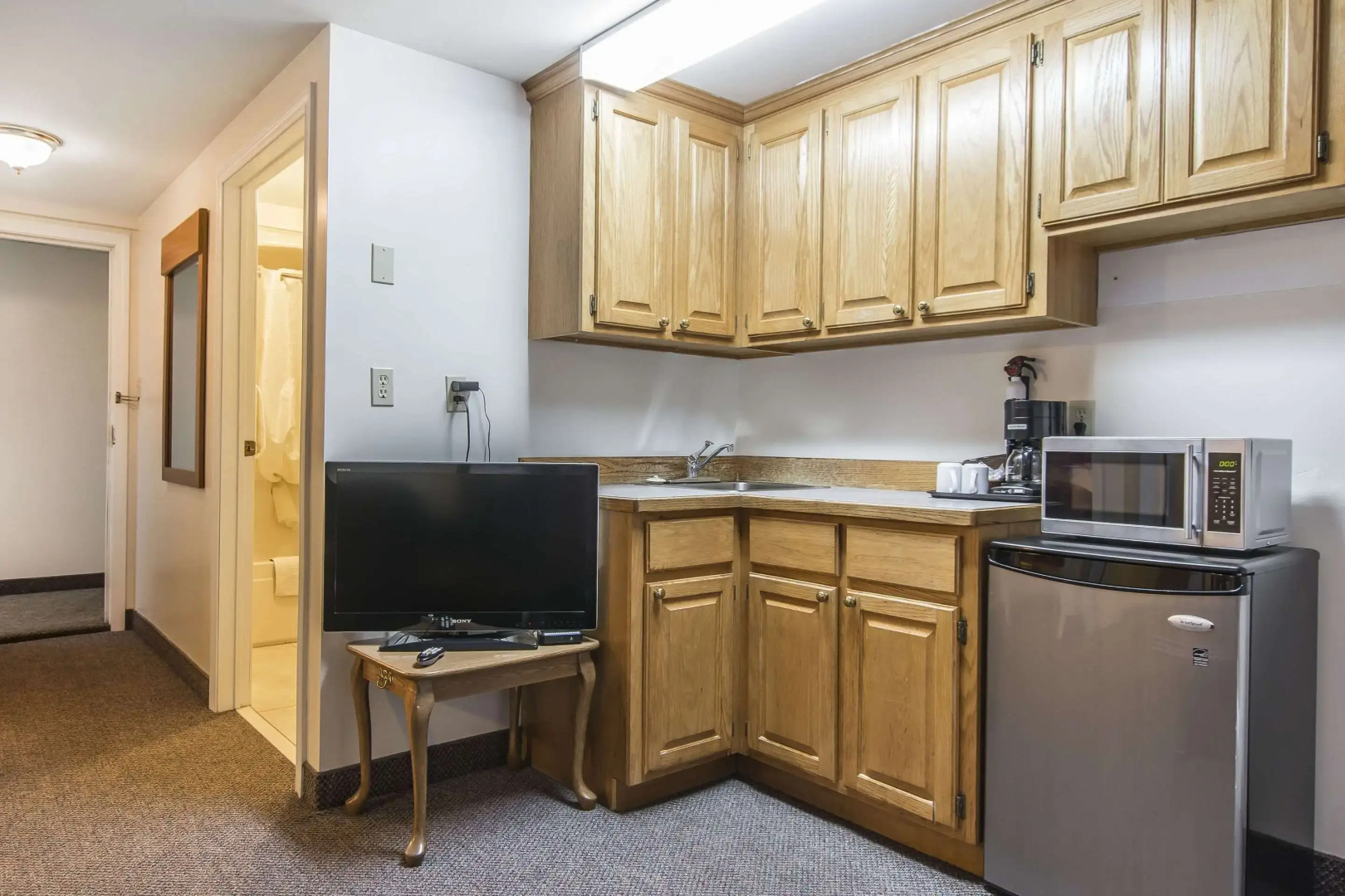 Econo Lodge & Suites Saint John