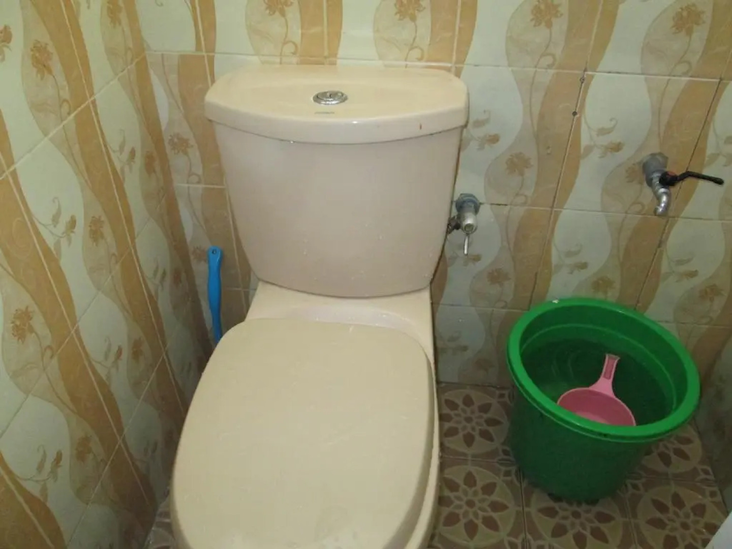 Sentosa 76 Guest House