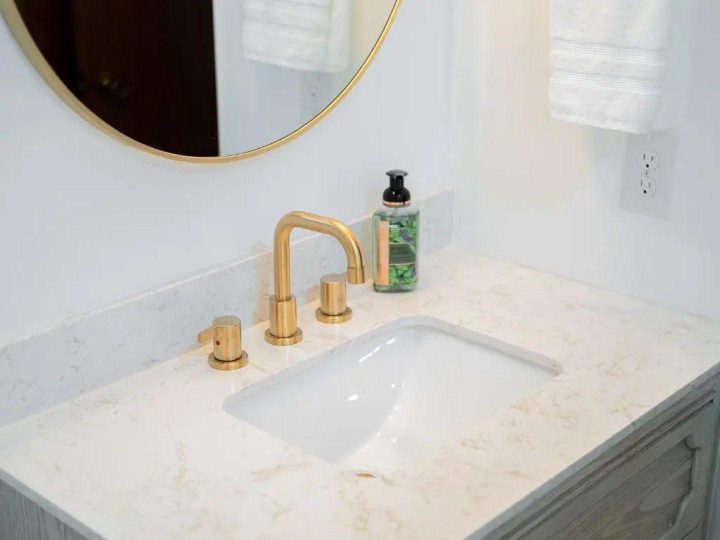 Lovely Oasis on Tunnel Vision Trail