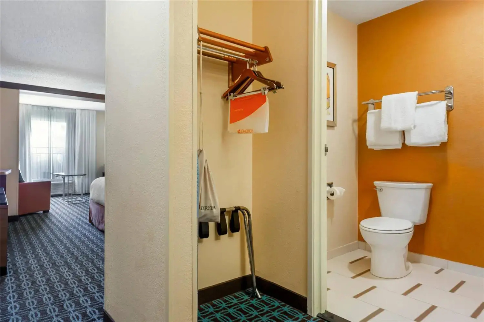 Comfort Inn & Suites Green Bay Stadium Area