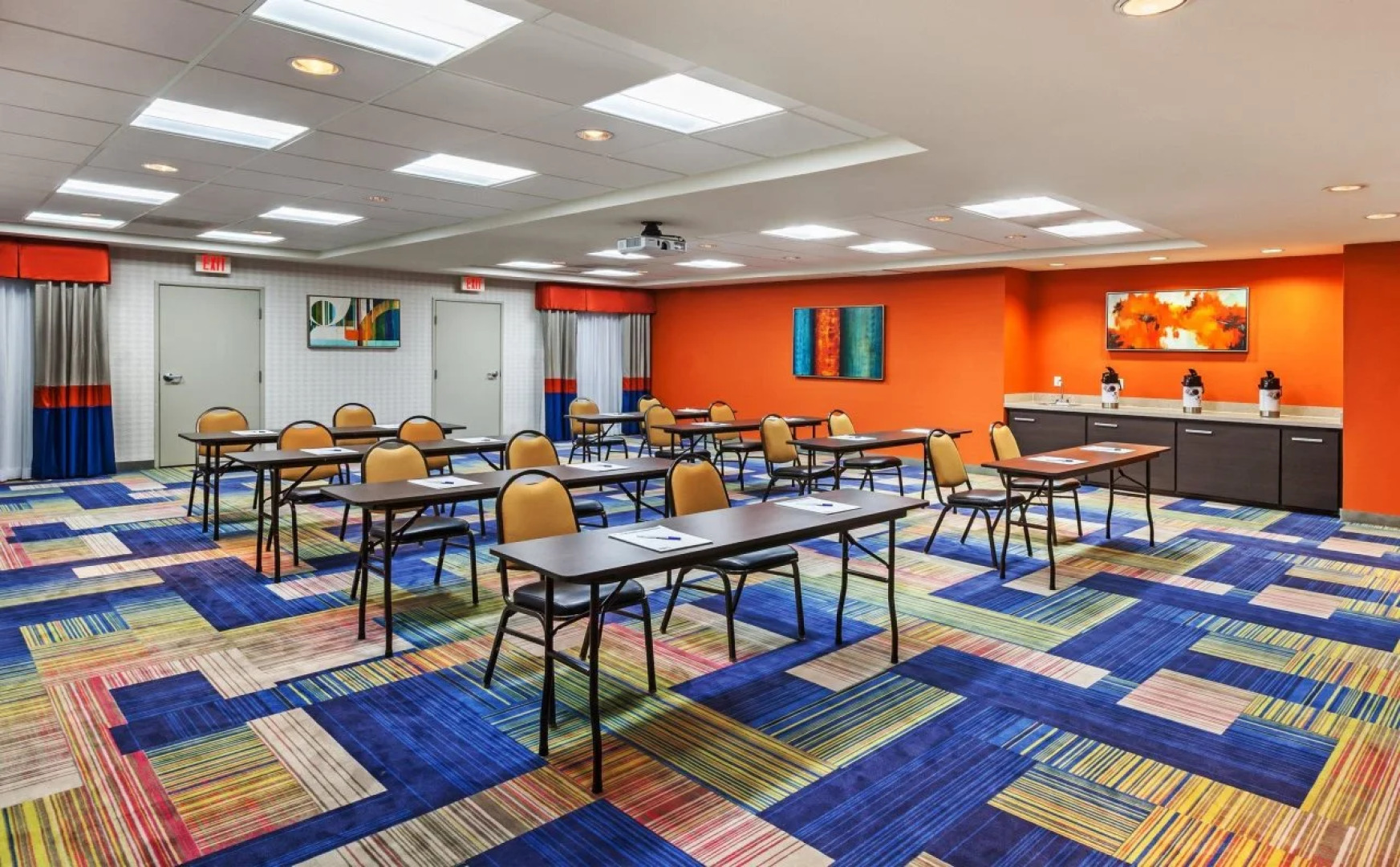 Holiday Inn Express & Suites Houston East, by IHG