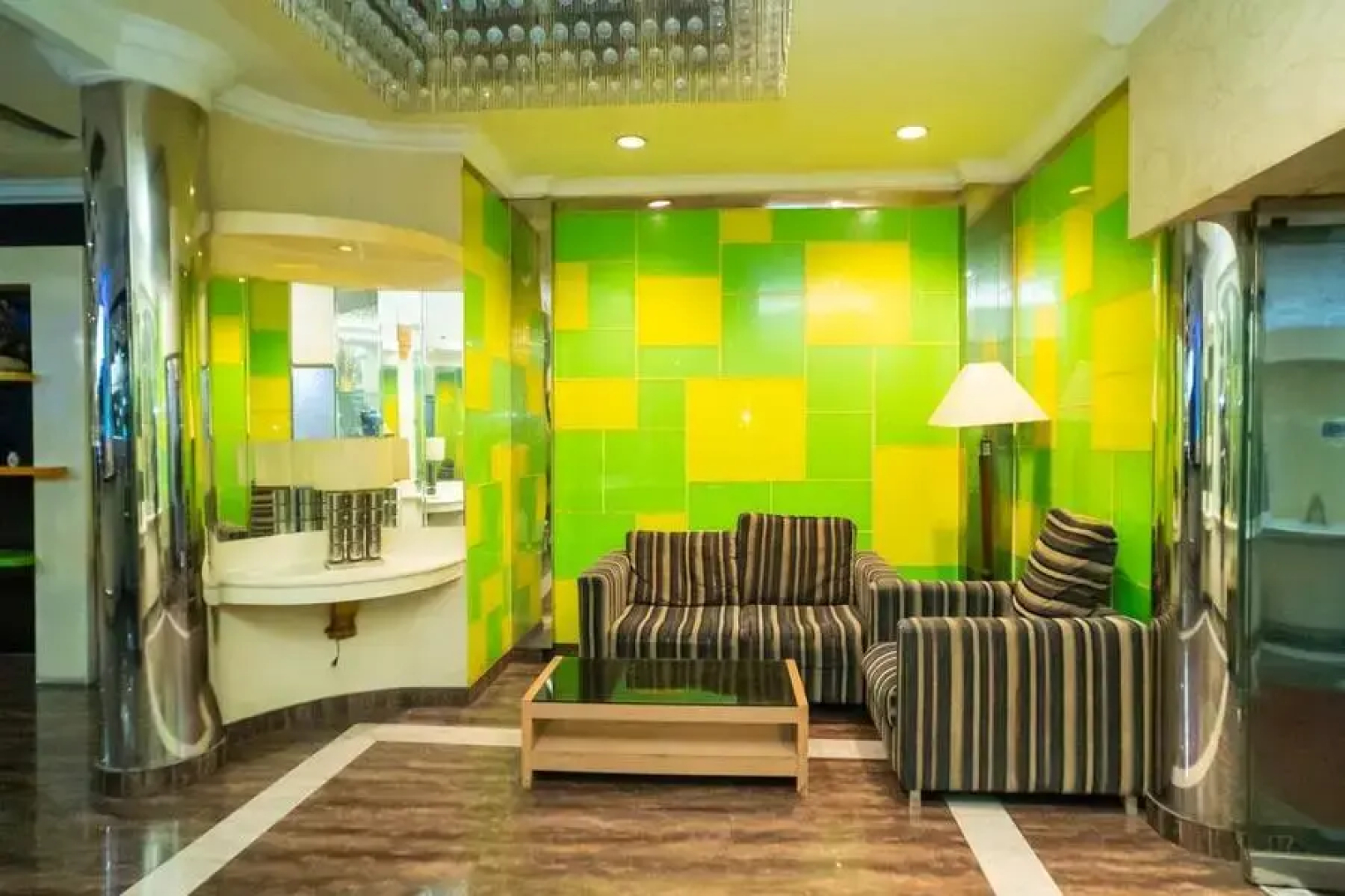 RedDoorz Plus near Simpang Tiga Tritayasa Cilegon