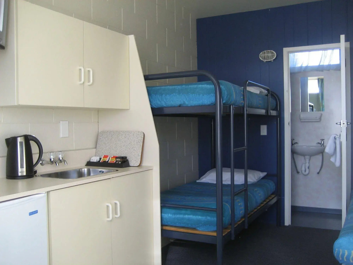 Amber Kiwi Holiday Park & Motel