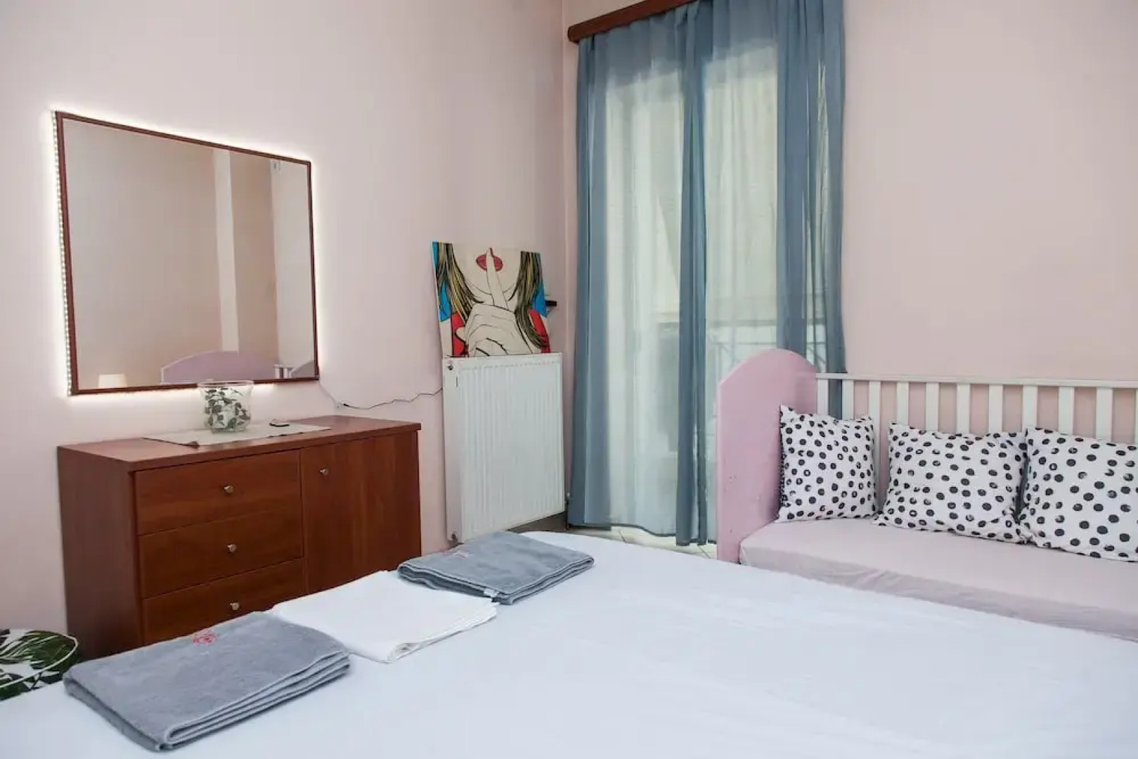 Cozy apt in Peristeri near Metro station