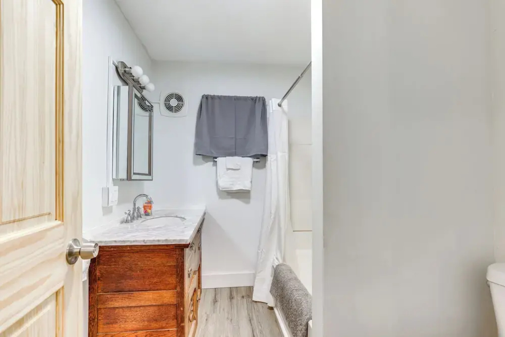 1 Mi to Dtwn: Pet-friendly Corning Retreat