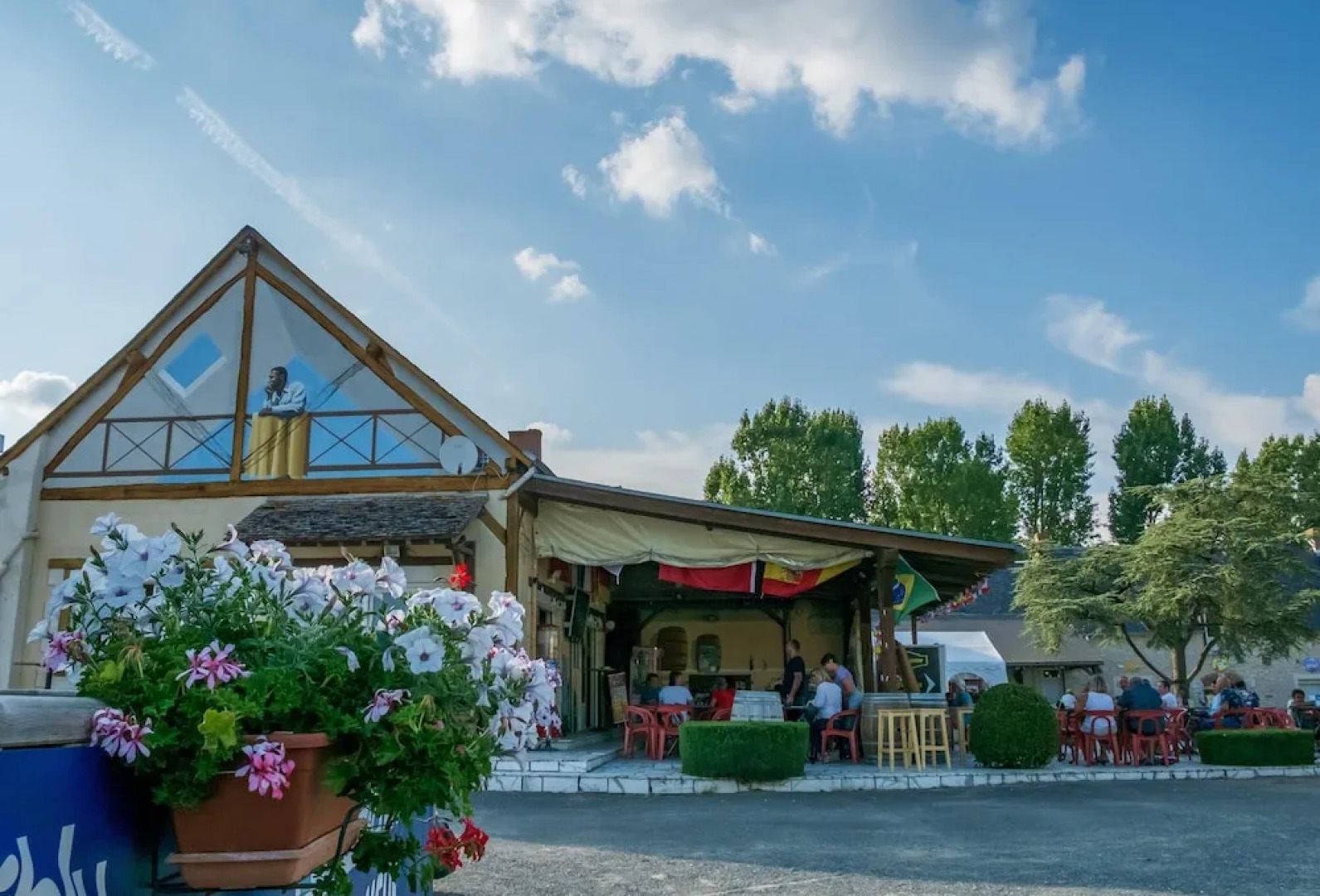 Bungalow With 3 Bedrooms in Onzain, With Shared Pool and Furnished Terrace