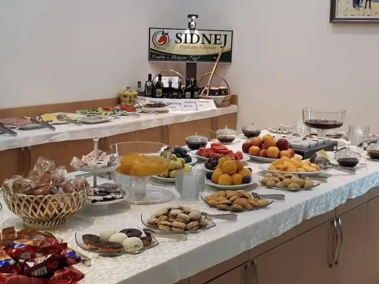 Grand White City Hotel