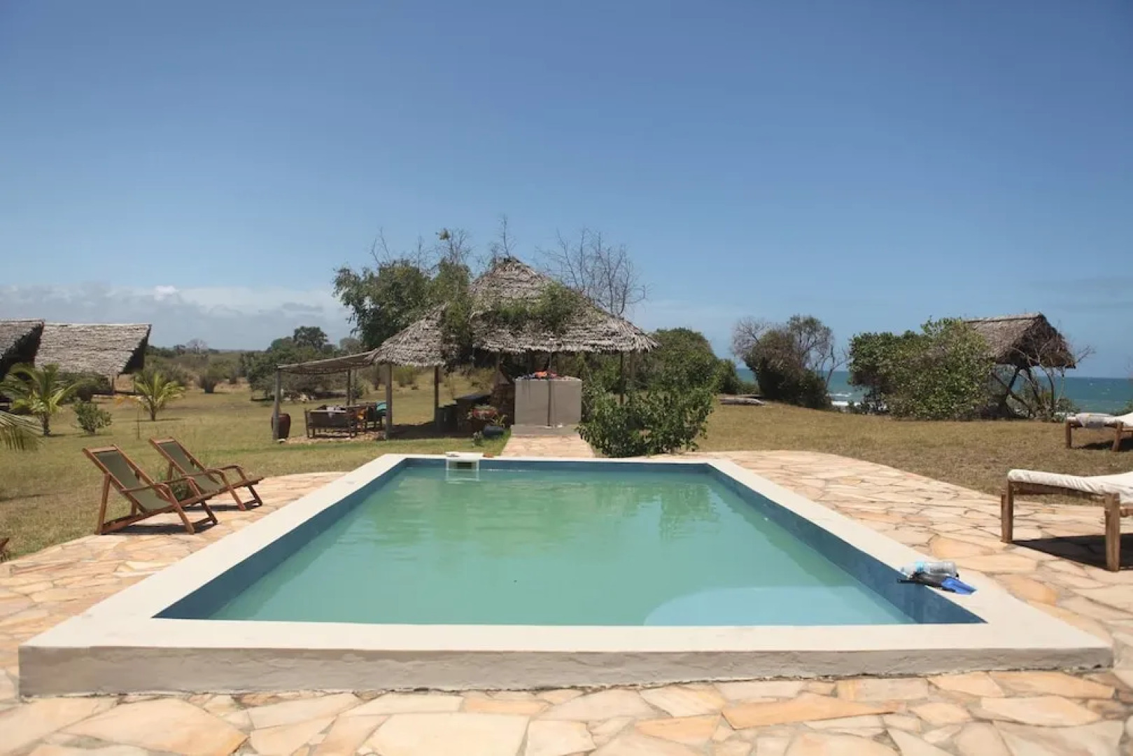 Pangani Cliffs Lodge