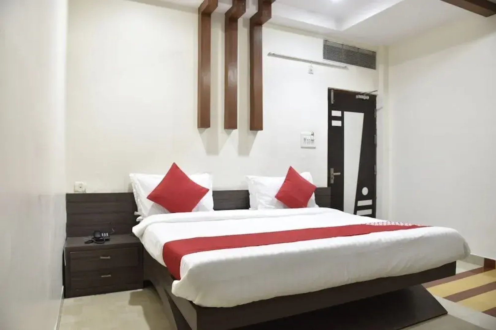 Hotel IC Inn by OYO Rooms