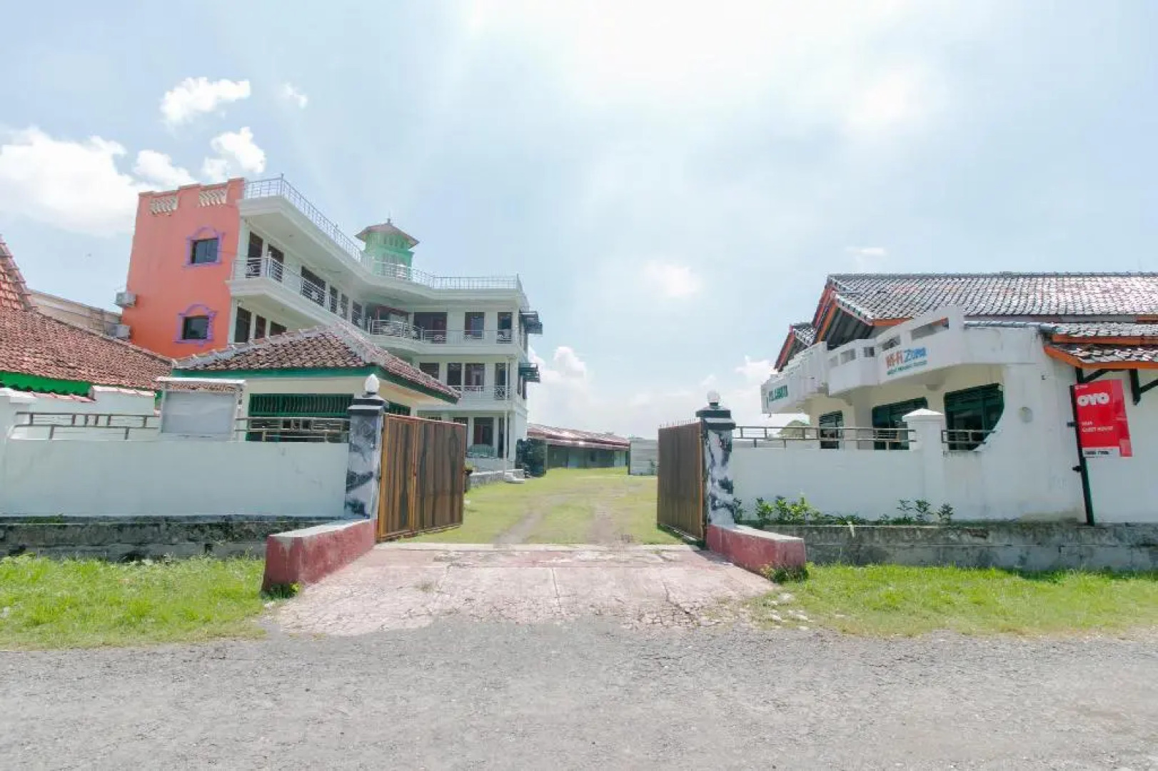 OYO 2858 Vafa Guesthouse