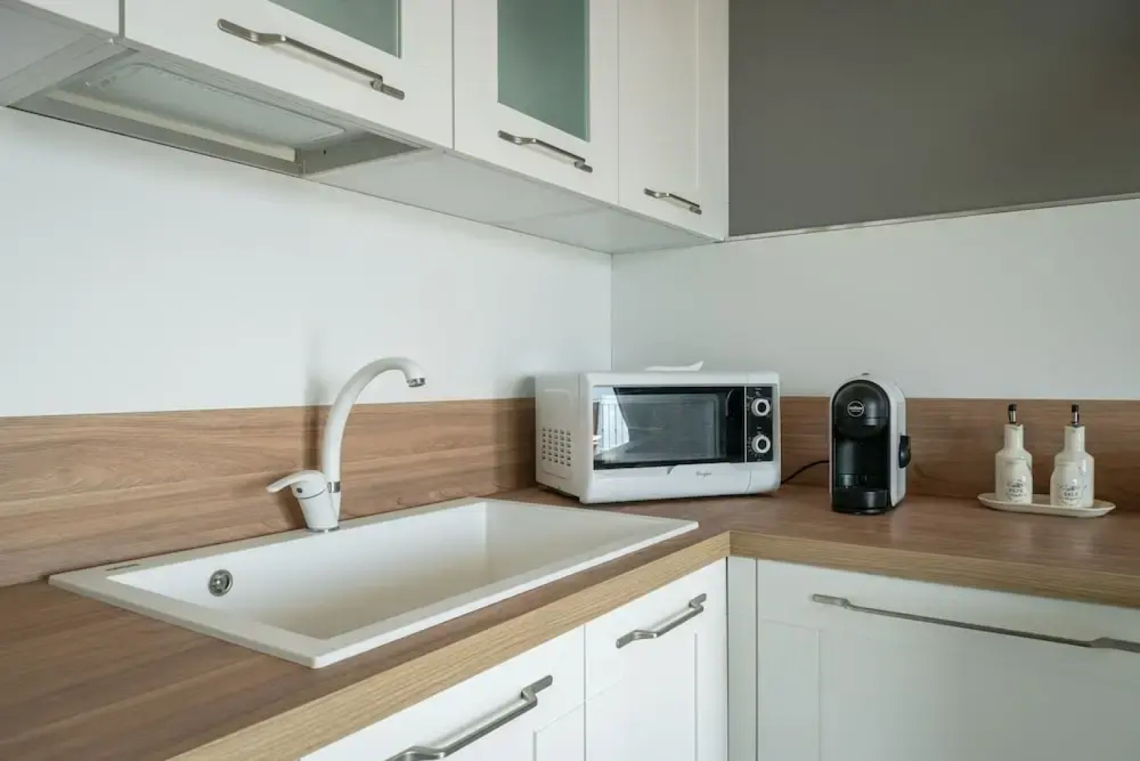 Panorama in Spiglia With 1 Bedrooms and 1 Bathrooms