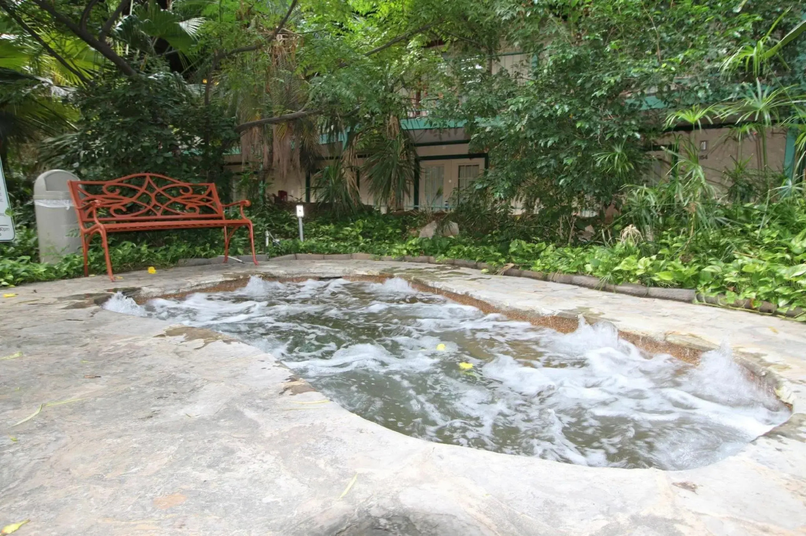 Family Garden Inn & Suites