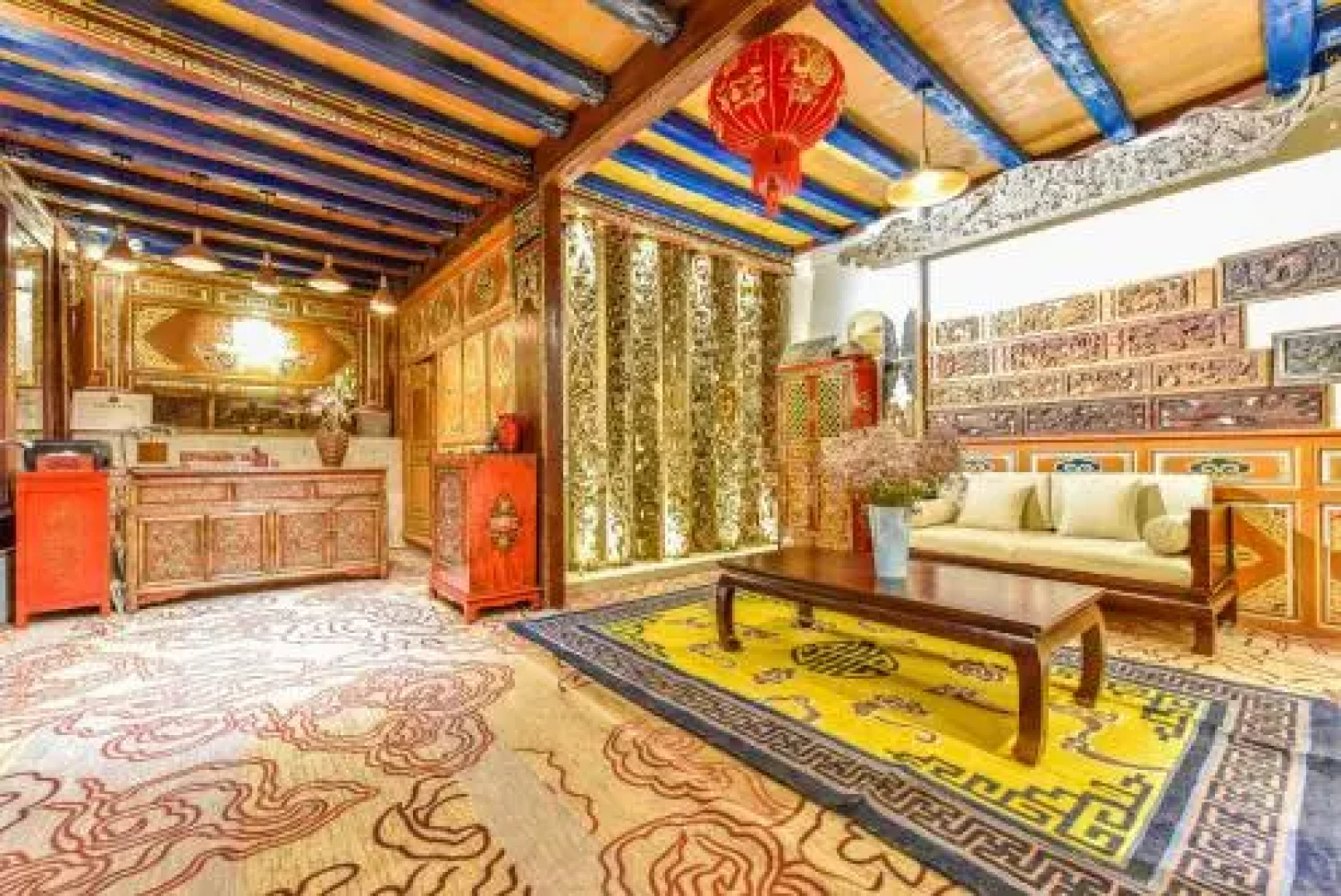 The blue mountains on the moon