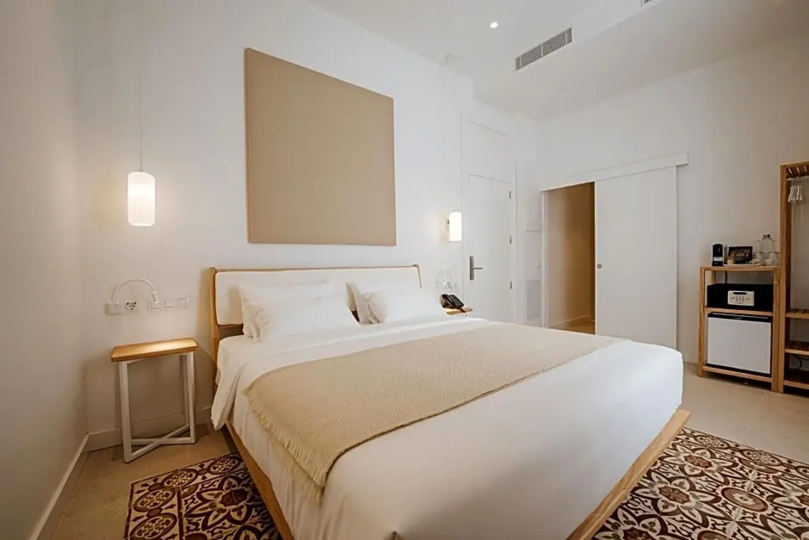 Emblemático F24-Only Adults B&B