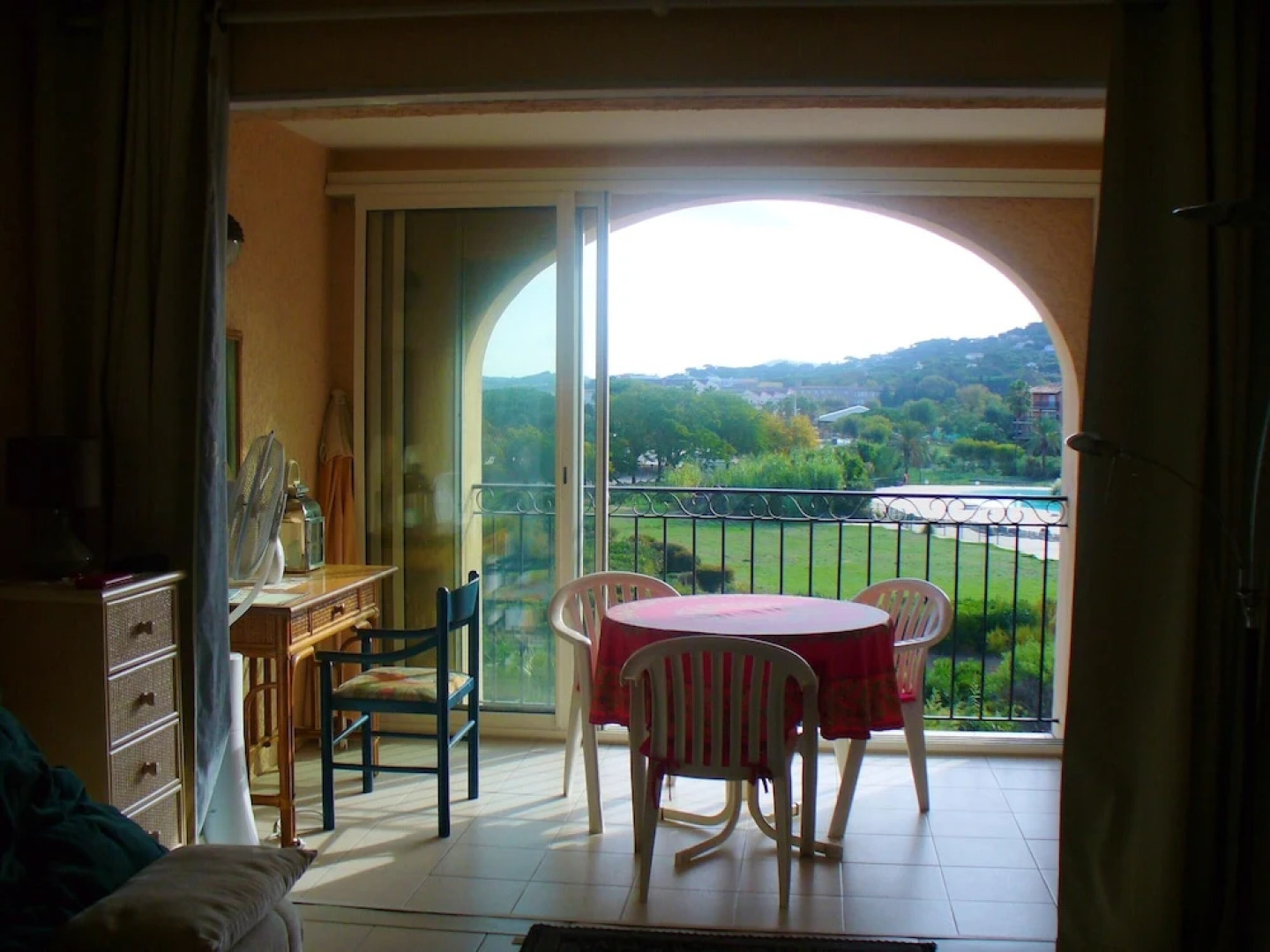 Apartment With one Bedroom in Gassin, With Wonderful sea View, Shared Pool and Furnished Balcony - 100 m From the Beach