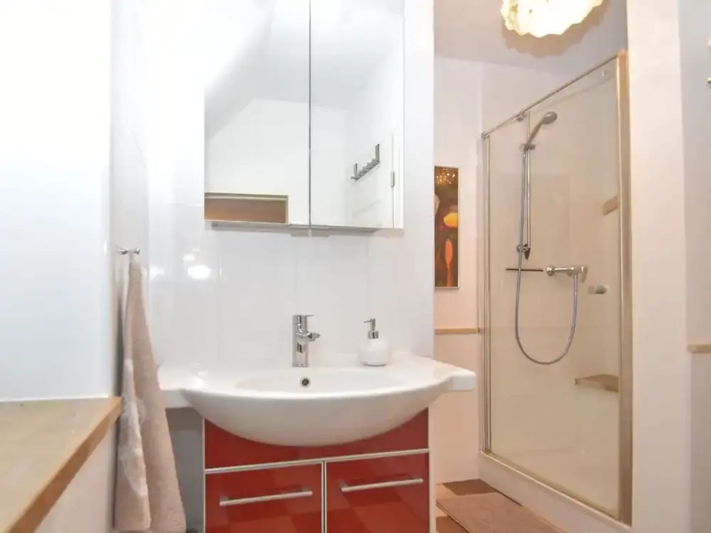 Vintage Hoilday Home in Leina with Pond