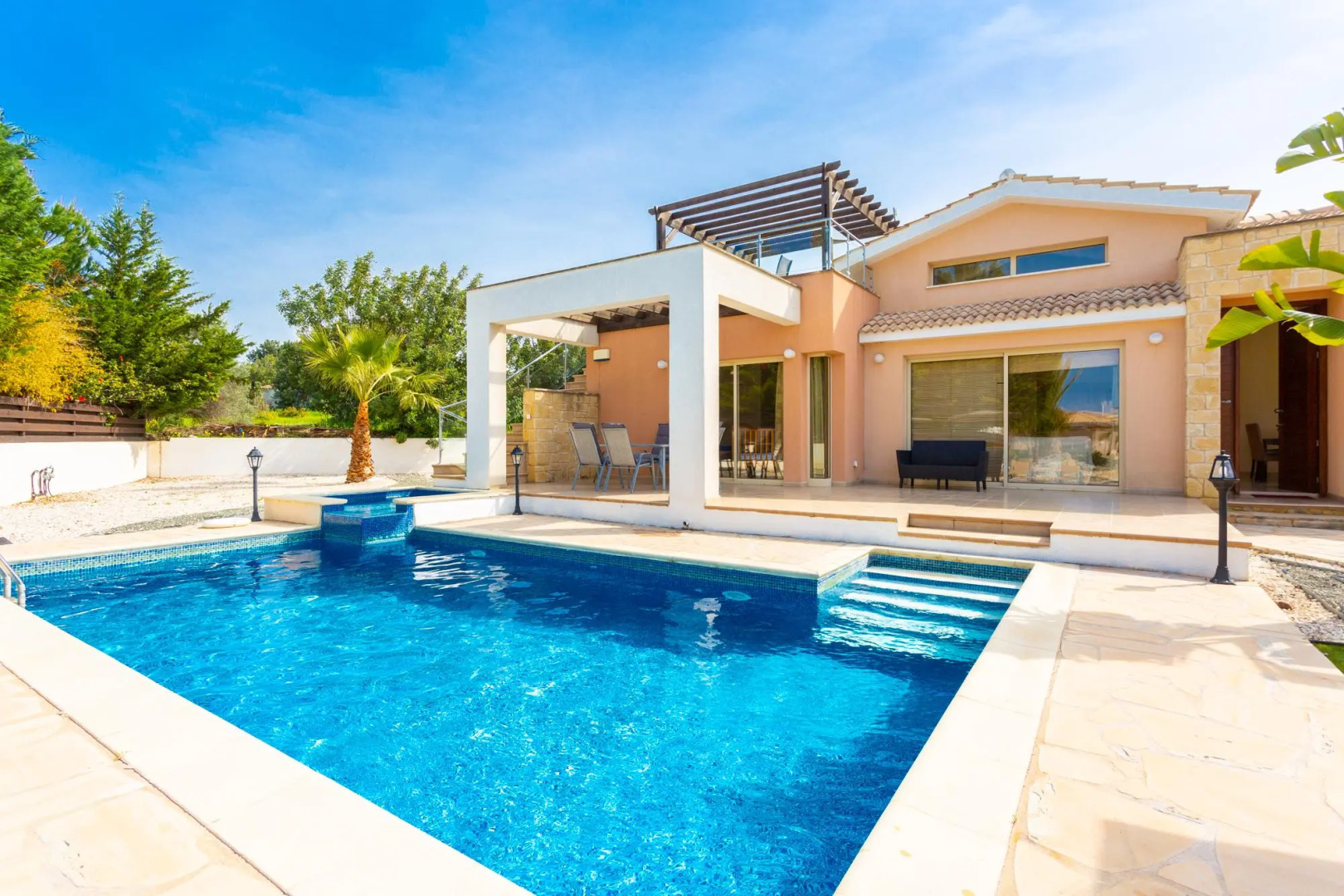 Villa Thalassa Large Private Pool Walk to Beach A C Wifi Car Not Required - 2346