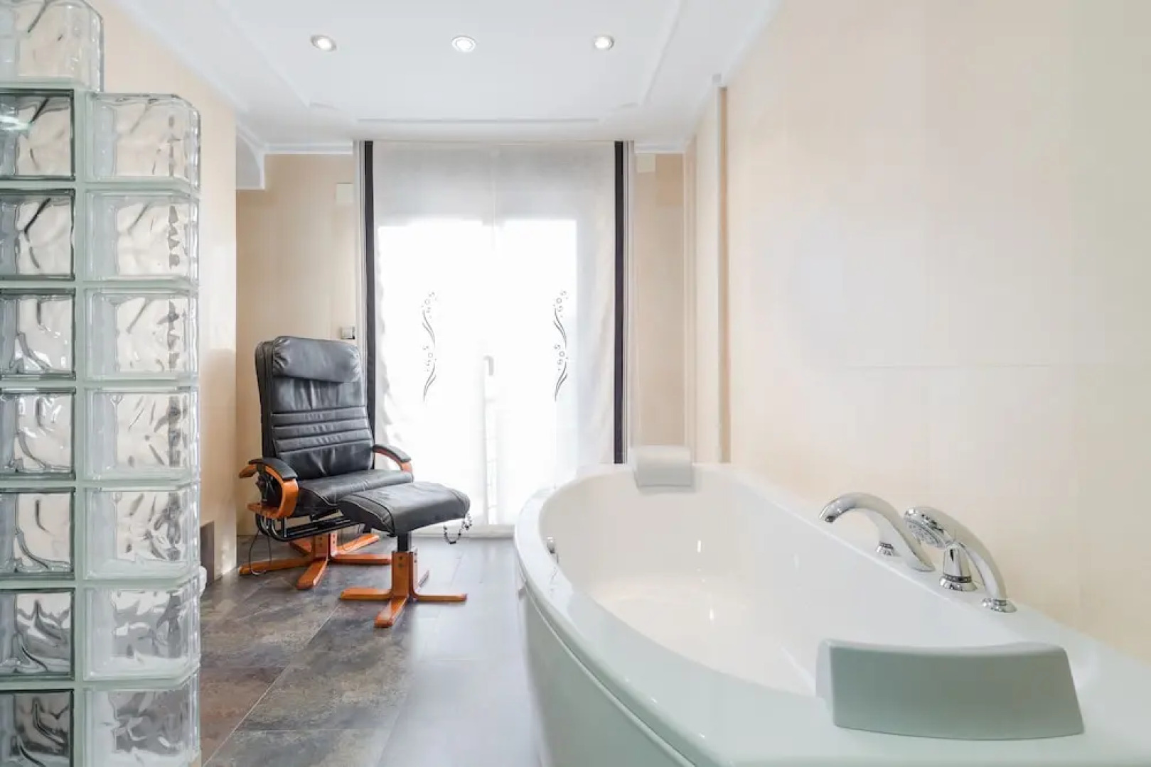 Fidalsa Amazing Mountain View