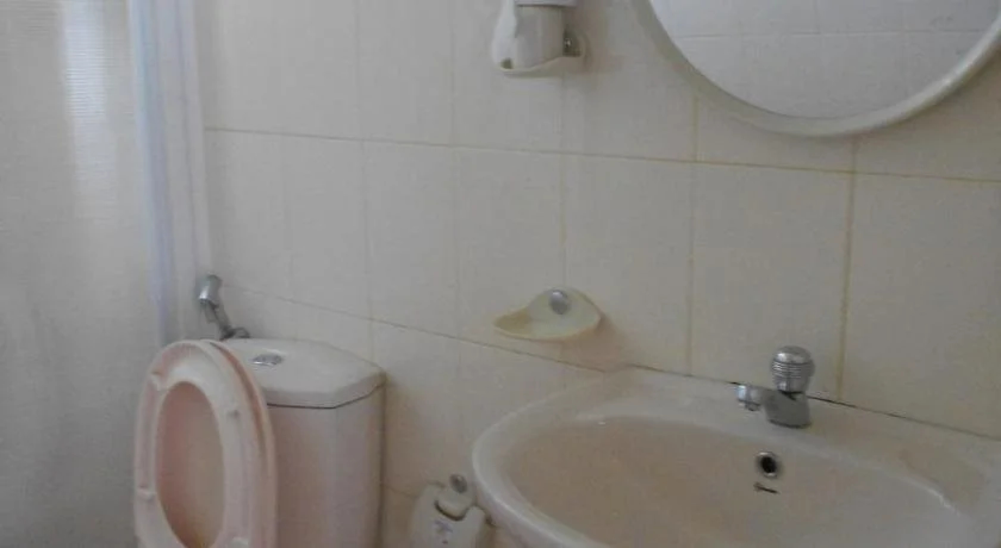 Mrs Wijenayake's Beach Haven Guest House