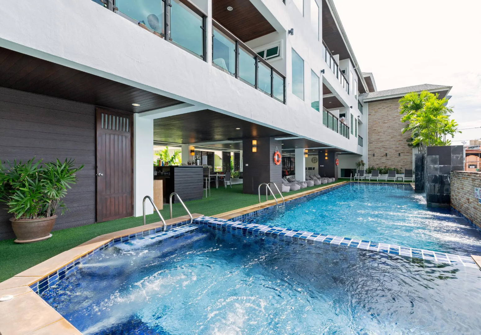 Baramee Resortel