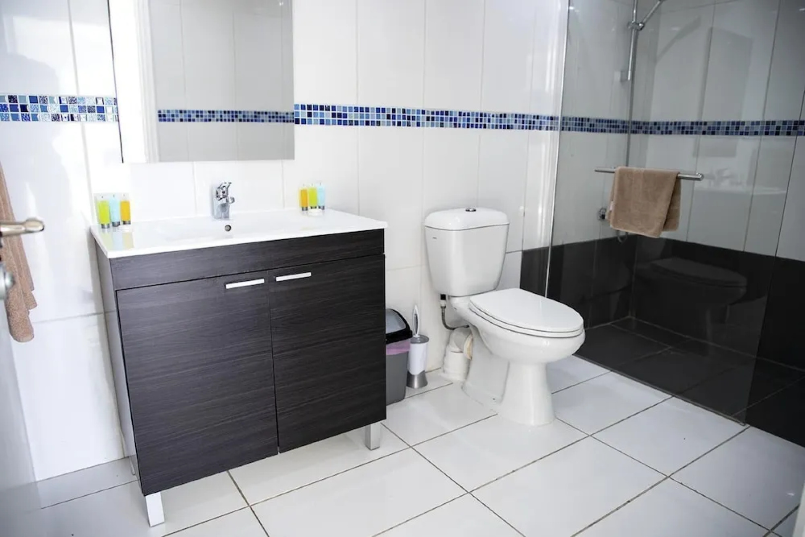 Sun Hall Beach Hotel Apartments