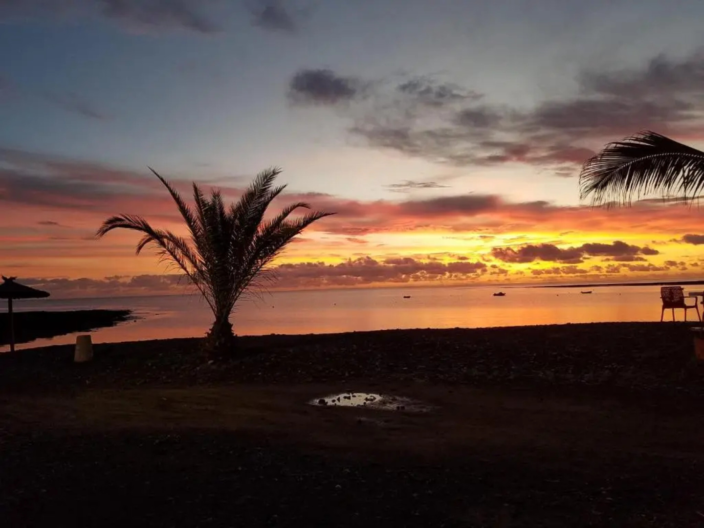 Apartamento con encanto en la playa frente al mar "Posada Rent House"