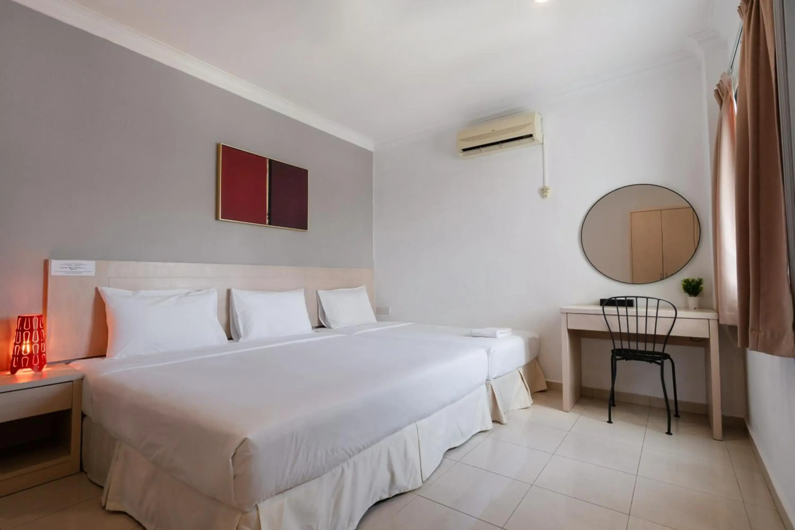 Golden View Serviced Apartment
