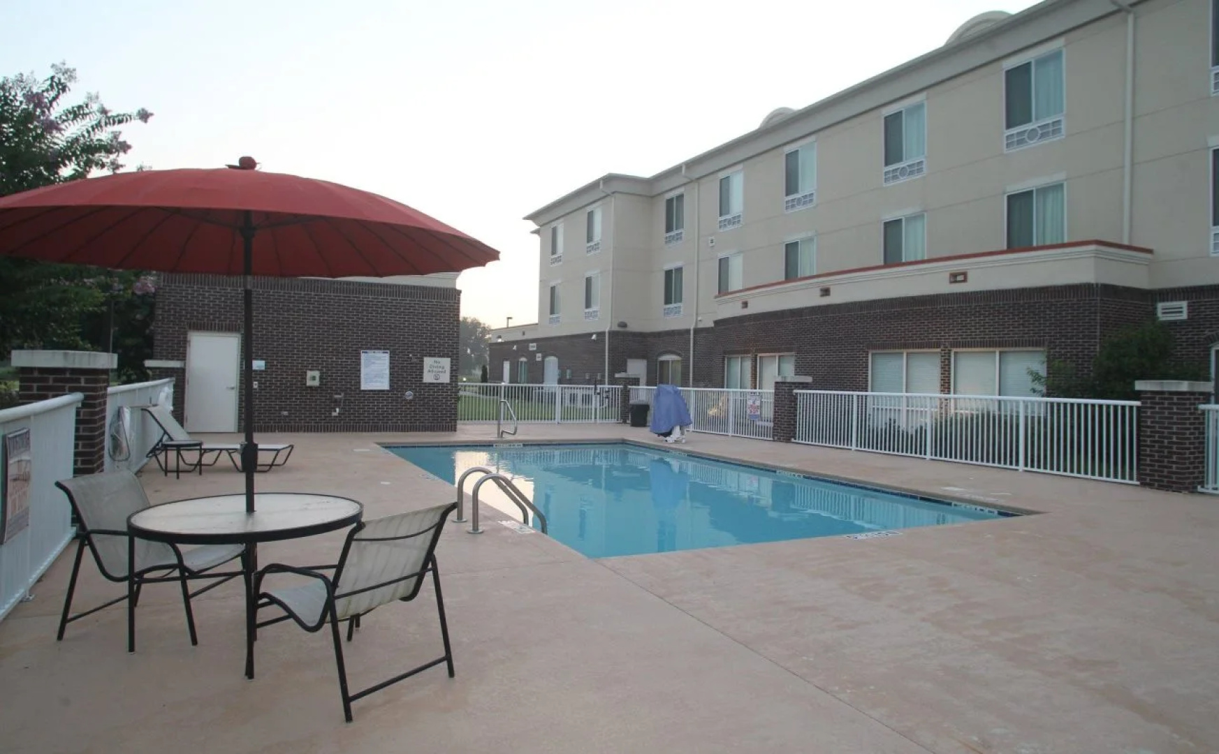 Holiday Inn Express Pembroke by IHG