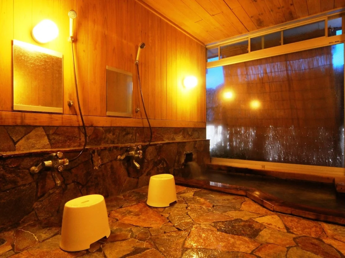 Marunaka Lodge