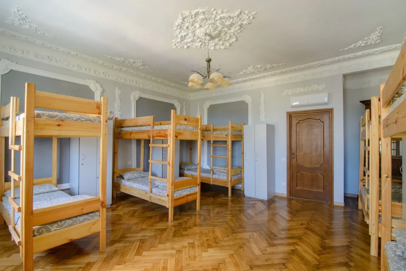 Theatrical Hostel