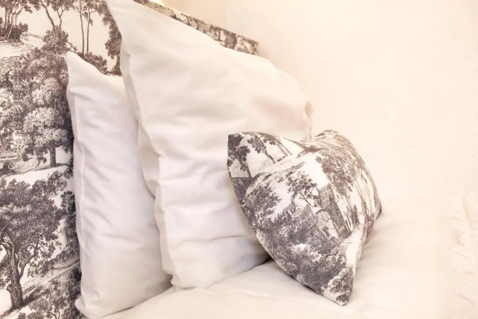 Rustic Beach House at the Cliff T3 | C218