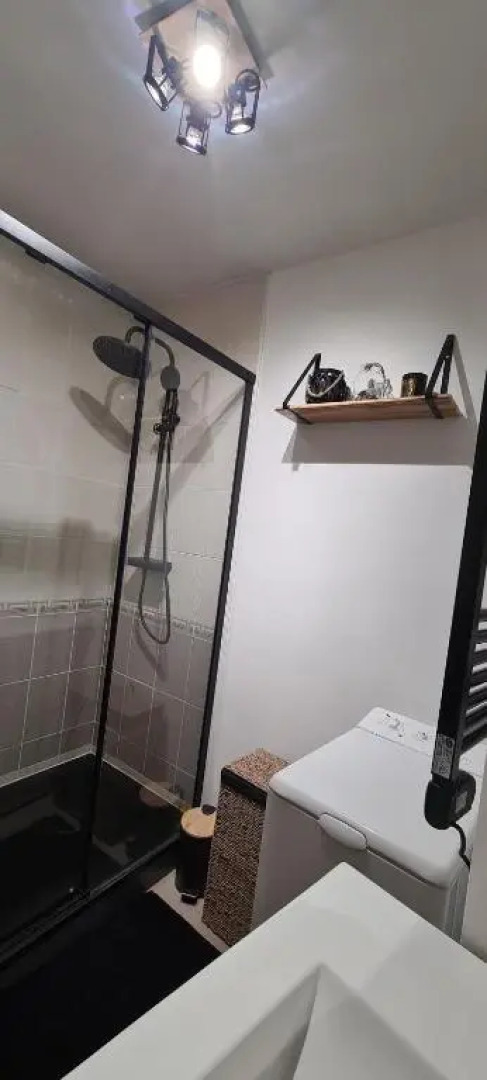 Nina STUDIO 5 PLACES AVEC VUE SUR LA BAIE AU PIED DES COMMERCES