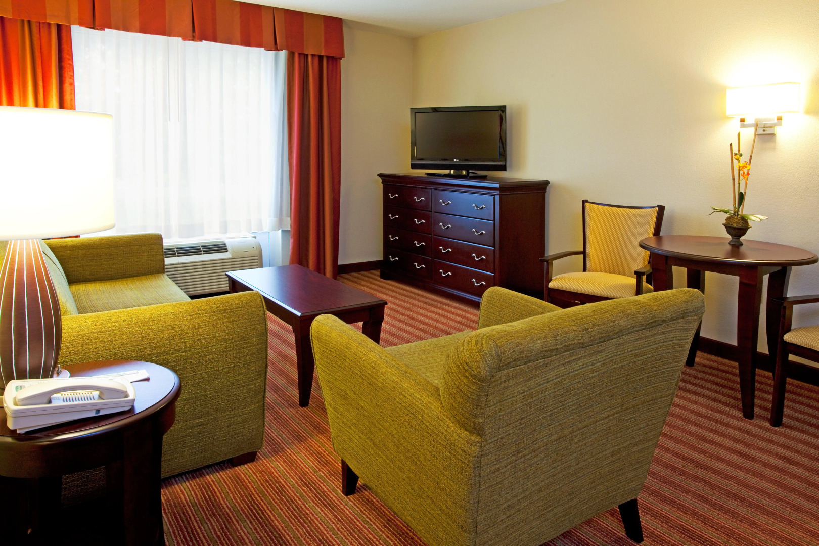 Holiday Inn Hotel & Suites Orange Park by IHG