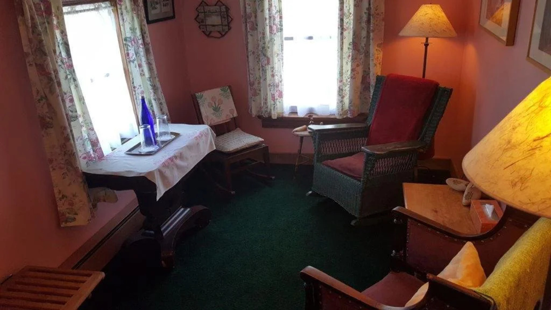 Paradox Lodge & Cedar Lodge