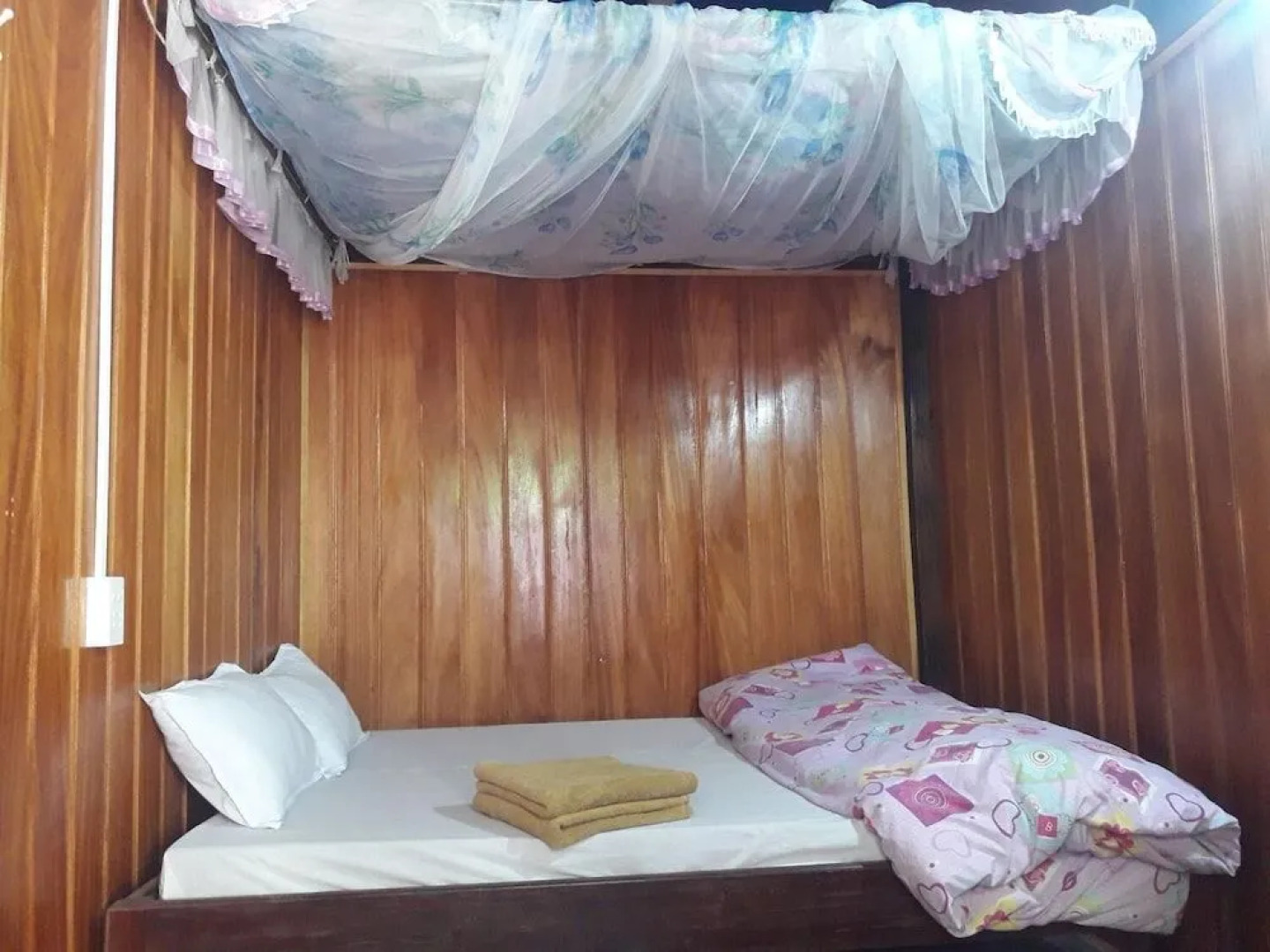 Hoang Hop Homestay - Hostel