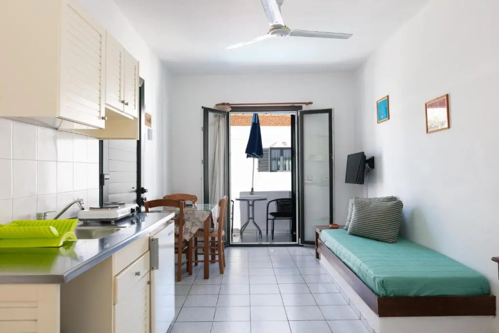 Konaki Studios & Apartments